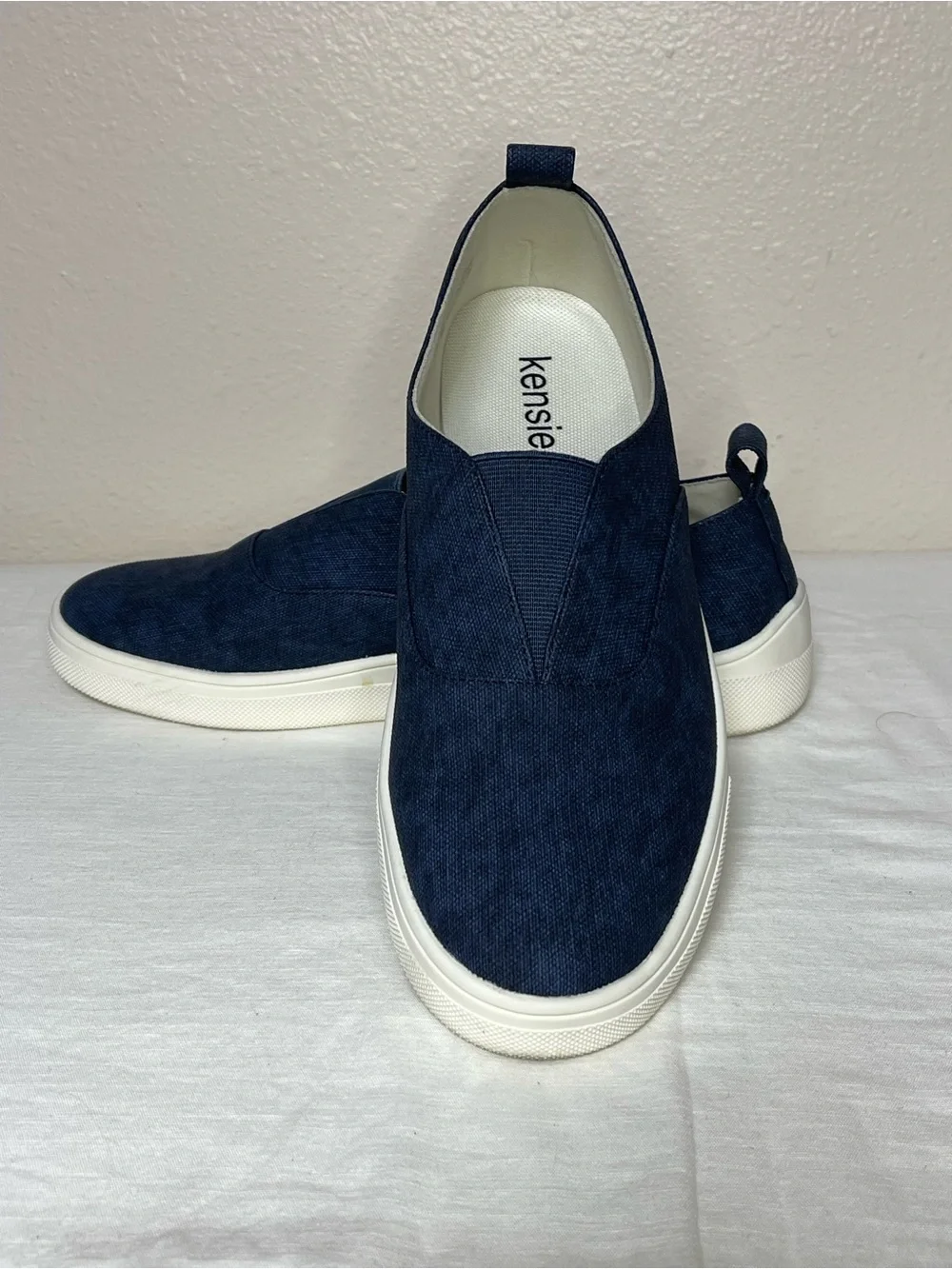 Kensie Women’s Salia Slip-On size 9 Navy Blue - Picture 2 of 9